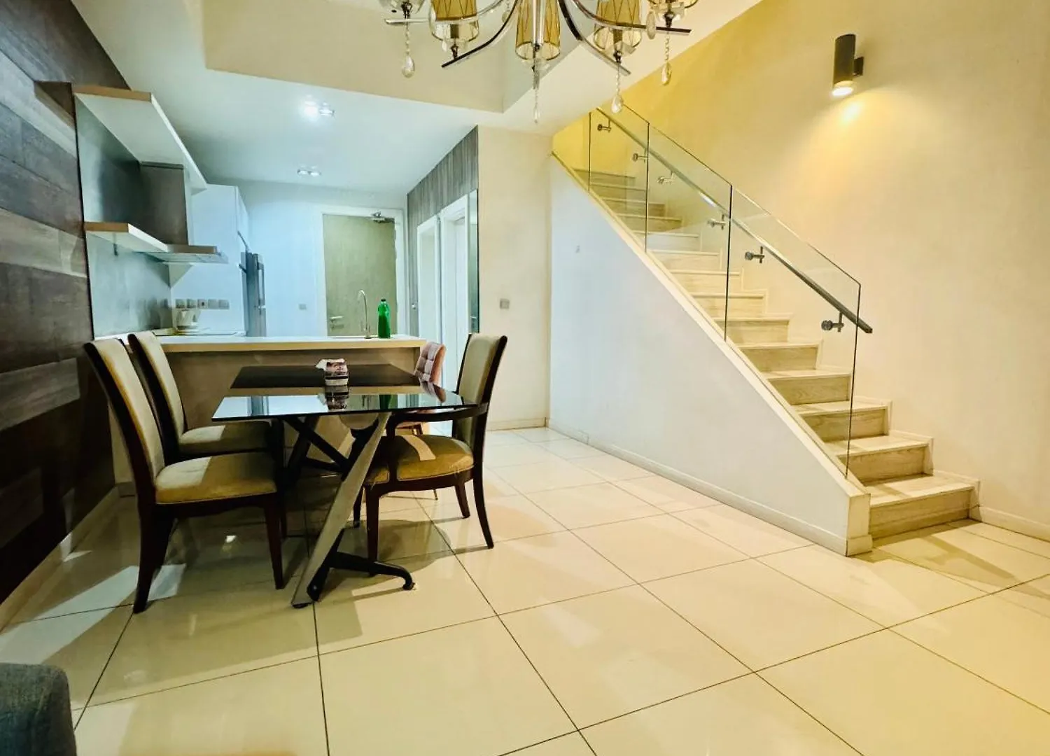 Lägenhet Mcity Deluxe Duplex At Jalan Ampang Kuala Lumpur