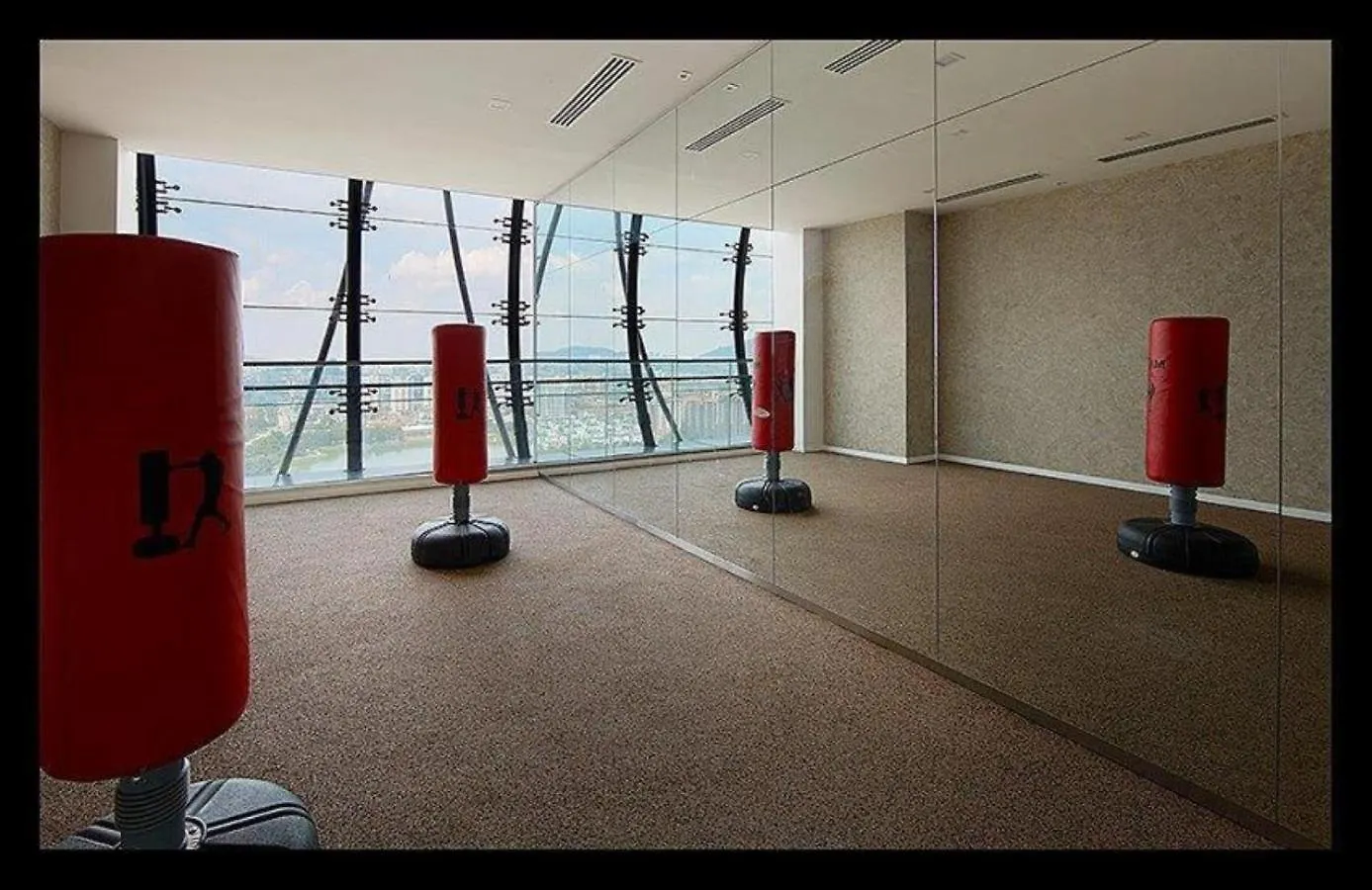 Mcity Deluxe Duplex At Jalan Ampang Kuala Lumpur 0*,  Malaysia